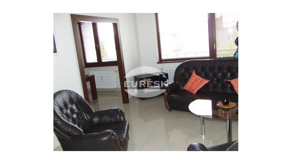 Na prenájom 3-izbový byt v Humennom.