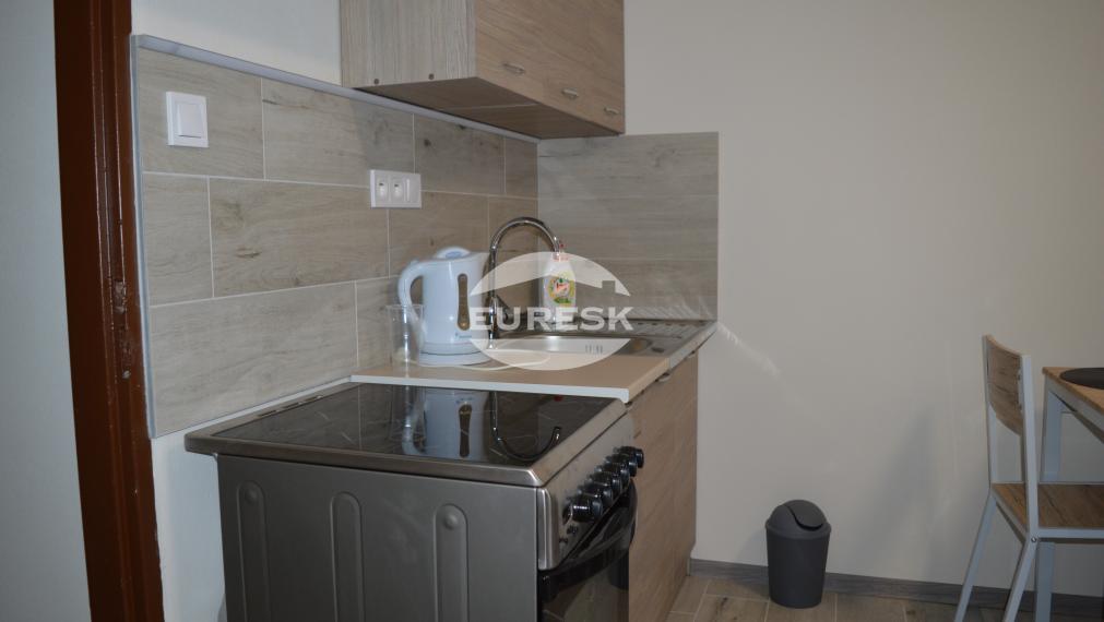 Na prenájom novozrekonštruovaná garsónka v centre mesta