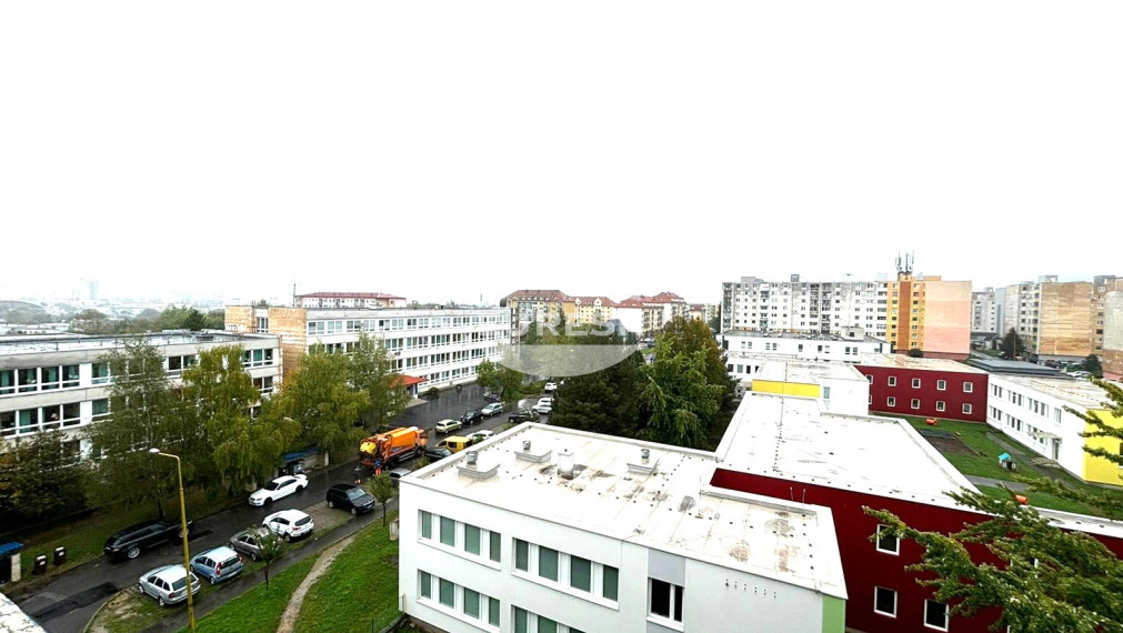 Na predaj 1-izbový byt v Humennom.