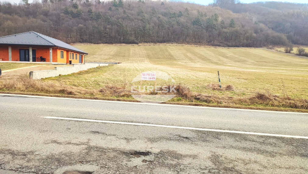 Na predaj pozemok vhodný na výstavbu v obci Miňovce, okres Stropkov