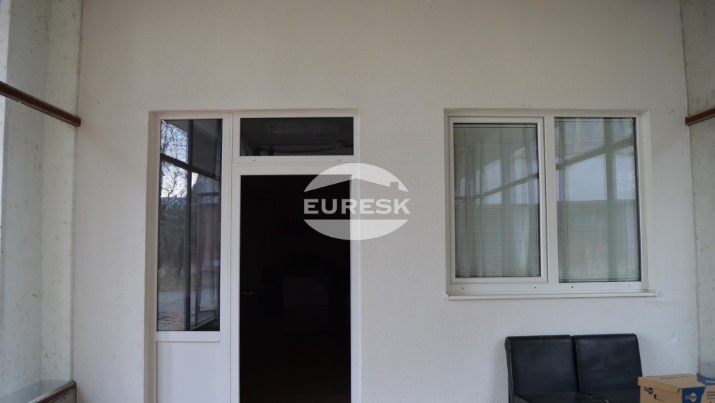 Na predaj zdravotné stredisko v Snine.