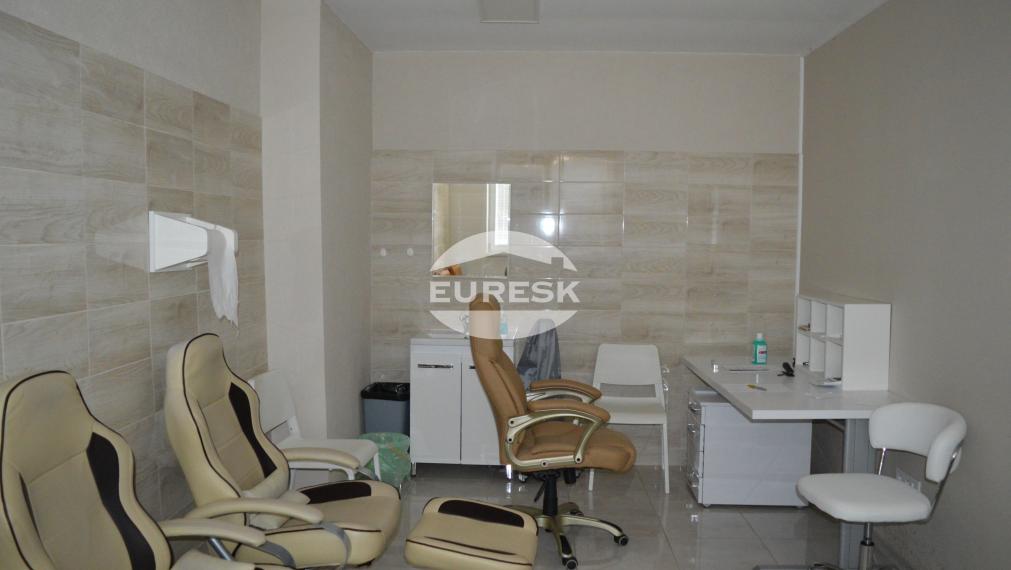 Na predaj zdravotné stredisko v Snine.