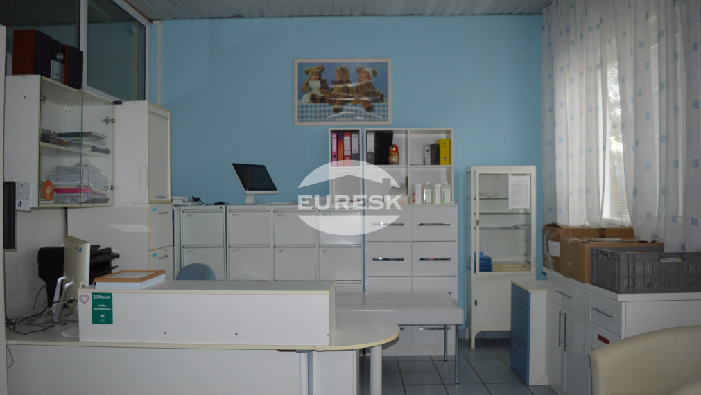 Na predaj zdravotné stredisko v Snine.