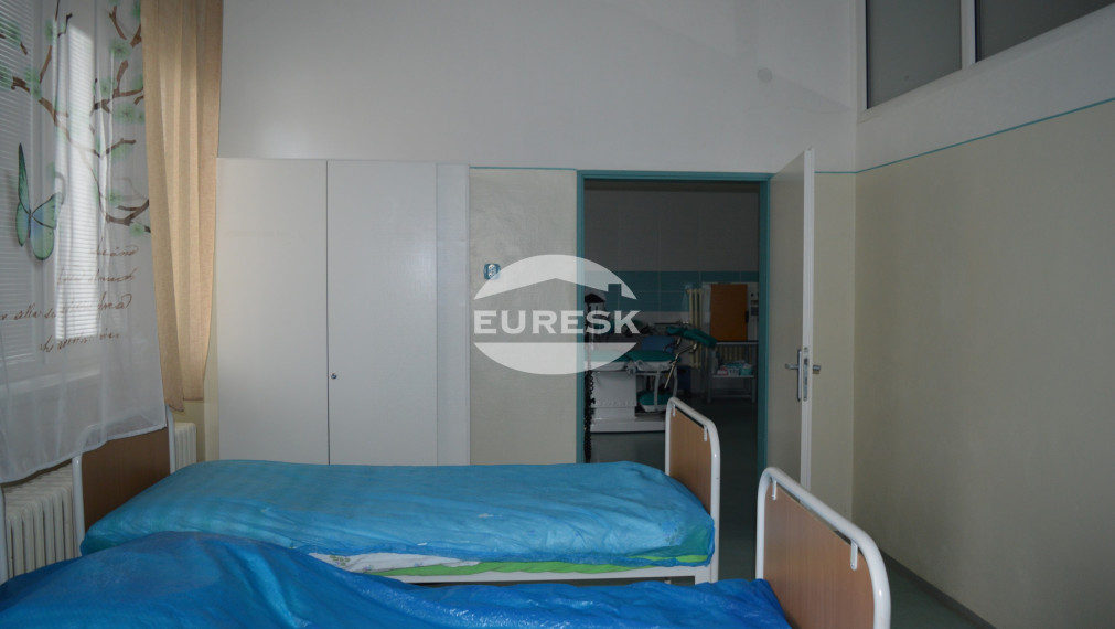 Na predaj zdravotné stredisko v Snine.