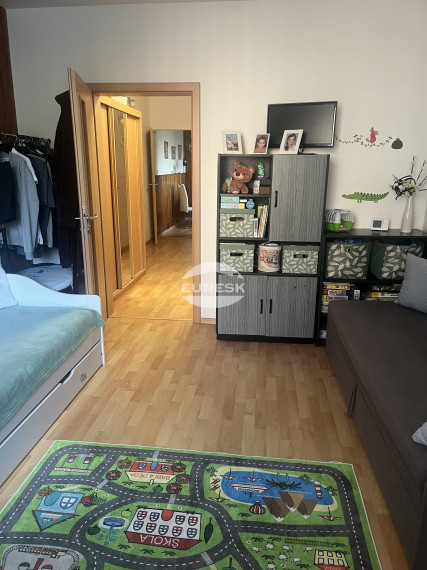 Váš nový domov čaká na vás – priestranný 3-izbový byt v Humennom.