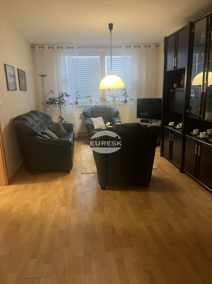 Váš nový domov čaká na vás – priestranný 3-izbový byt v Humennom.