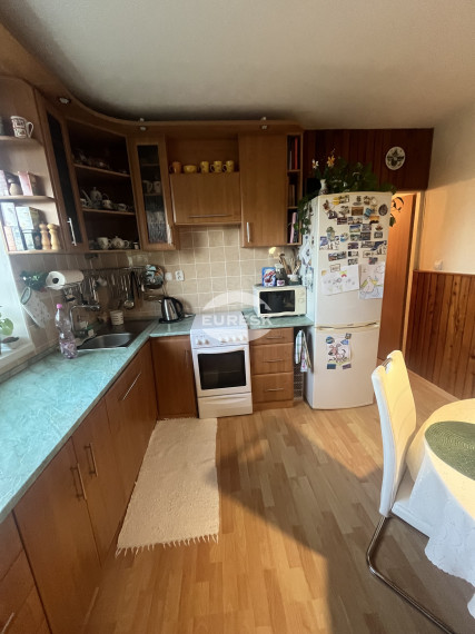 Váš nový domov čaká na vás – priestranný 3-izbový byt v Humennom.