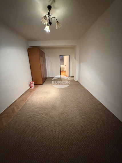 Na prenájom 2-izbový byt v Humennom.