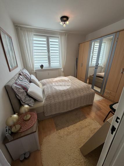 Na predaj 3-izbový byt v Humennom.