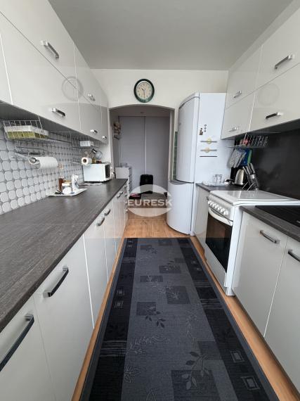 Na predaj 3-izbový byt v Humennom.