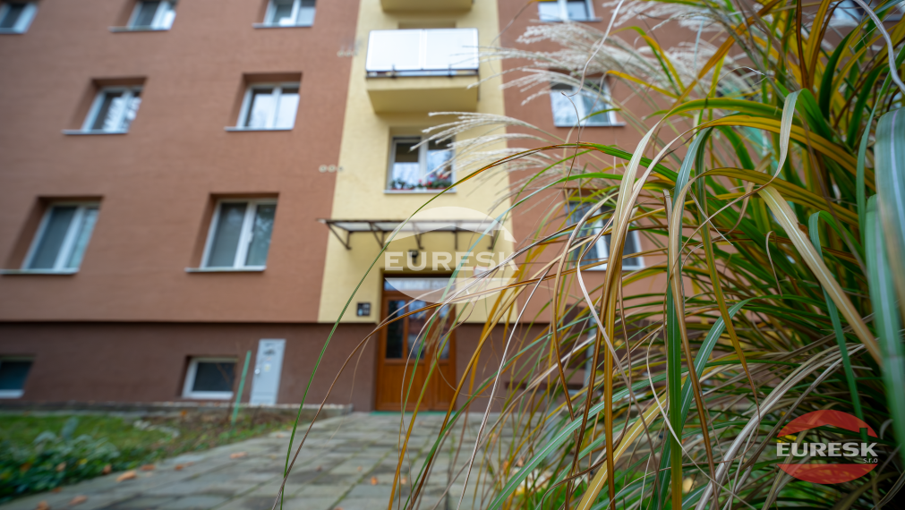 Na predaj 2-izbový byt v Humennom.