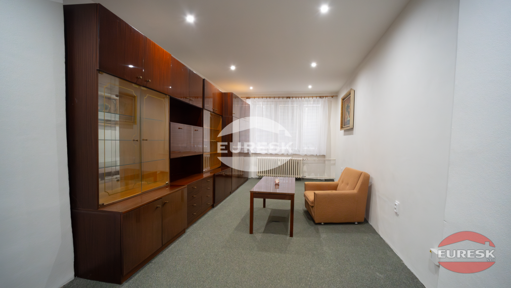 Na predaj 2-izbový byt v Humennom.