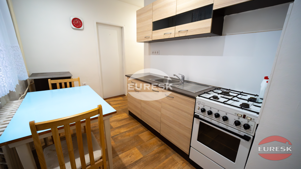 Na predaj 2-izbový byt v Humennom.