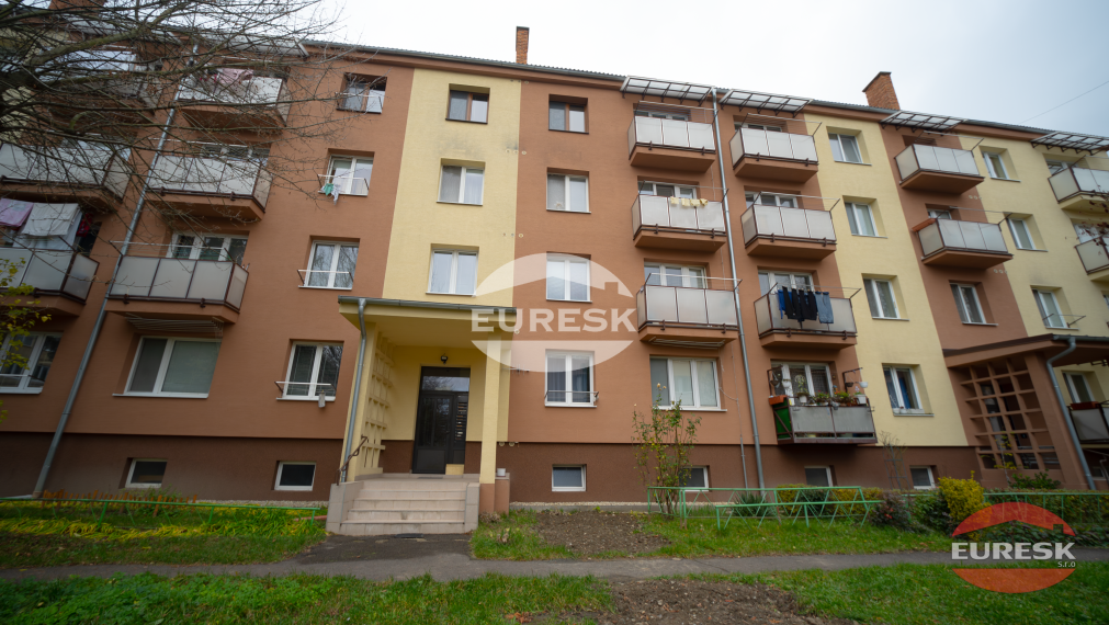 Na predaj 2-izbový byt v Humennom.