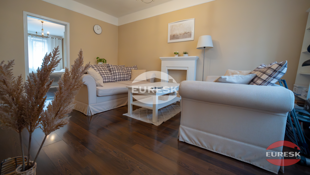 Skvelá investícia: moderný 2-izbový byt v tehlovom dome – Humenné.