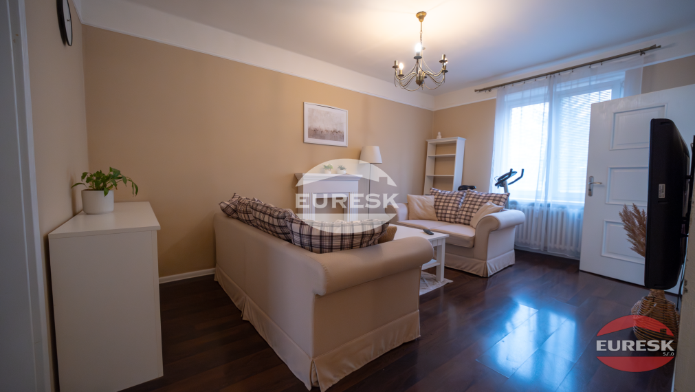 Skvelá investícia: moderný 2-izbový byt v tehlovom dome – Humenné.