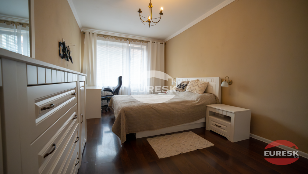 Skvelá investícia: moderný 2-izbový byt v tehlovom dome – Humenné.