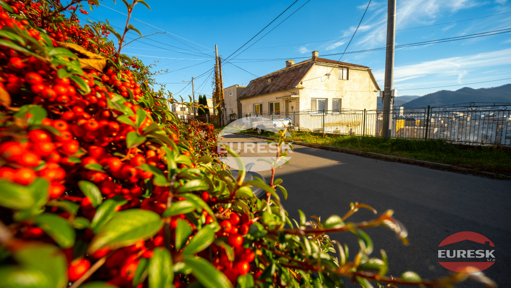 Exkluzívne na predaj: Rodinný dom vo vyhľadávanej lokalite Humenného s priestranným pozemkom a panoramatickým výhľadom