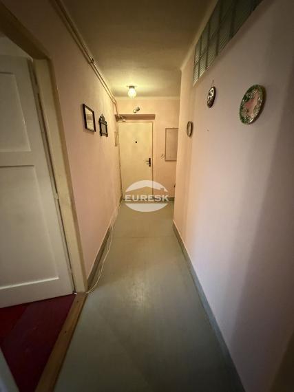 Na predaj 1-izbový byt v Snine.