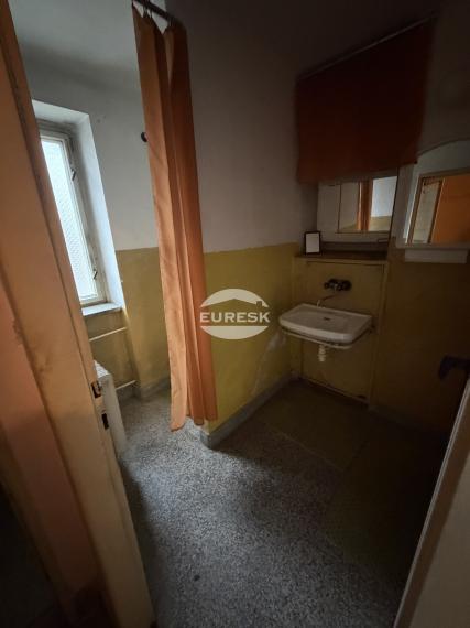 Na predaj 1-izbový byt v Snine.