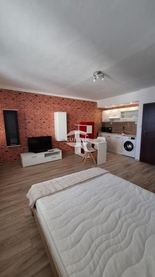 Na prenájom garzónka v Humennom.