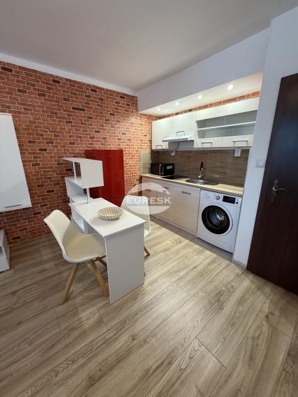 Na prenájom garzónka v Humennom.