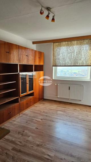 Na prenájom 3-izbový byt v Humennom.