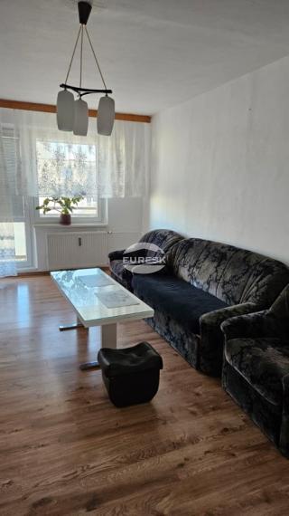 Na prenájom 3-izbový byt v Humennom.