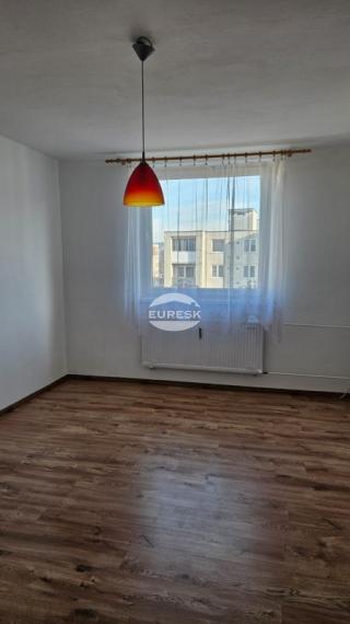 Na prenájom 3-izbový byt v Humennom.