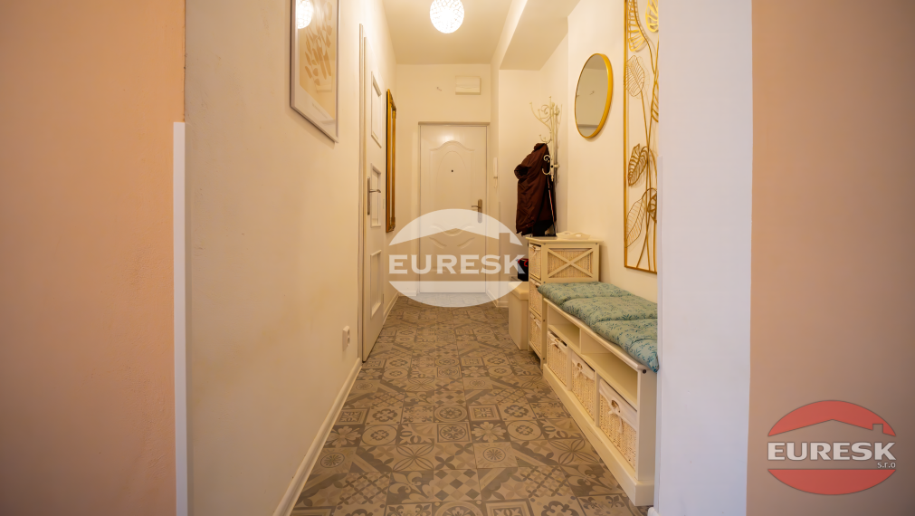 Na prenájom 2-izbový  byt v Humennom.