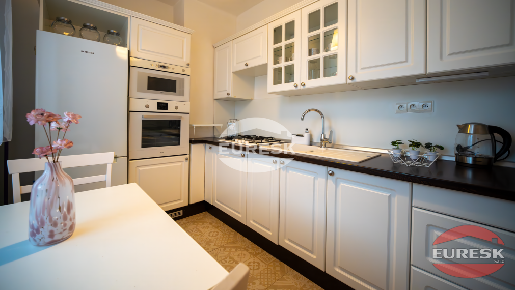 Na prenájom 2-izbový  byt v Humennom.