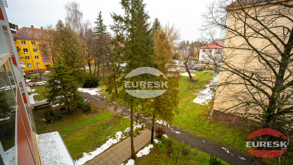 Na prenájom 2-izbový  byt v Humennom.