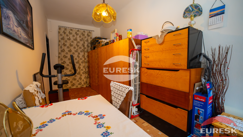 Na predaj 3-izbový byt v Humennom.