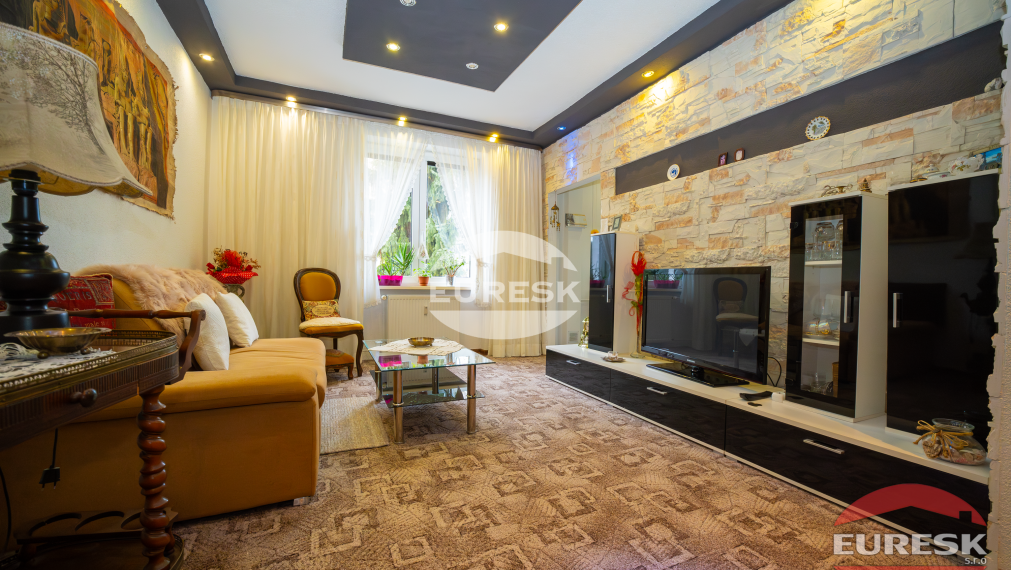 Na predaj 3-izbový byt v Humennom.