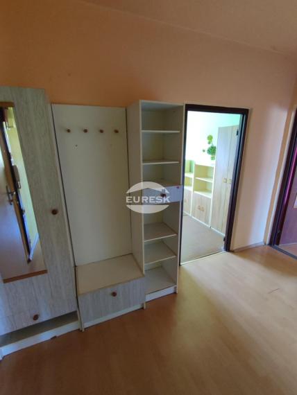 Na predaj 3-izbový byt v Medzilaborciach.