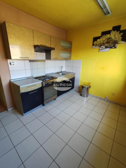 Na predaj 3-izbový byt v Medzilaborciach.