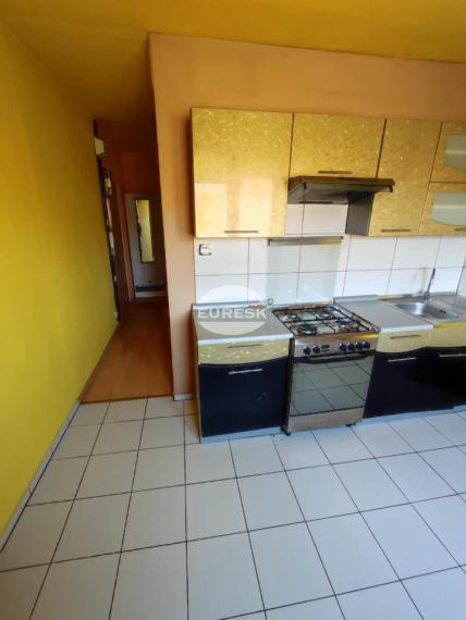 Na predaj 3-izbový byt v Medzilaborciach.