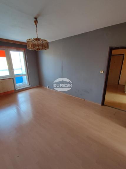 Na predaj 3-izbový byt v Medzilaborciach.