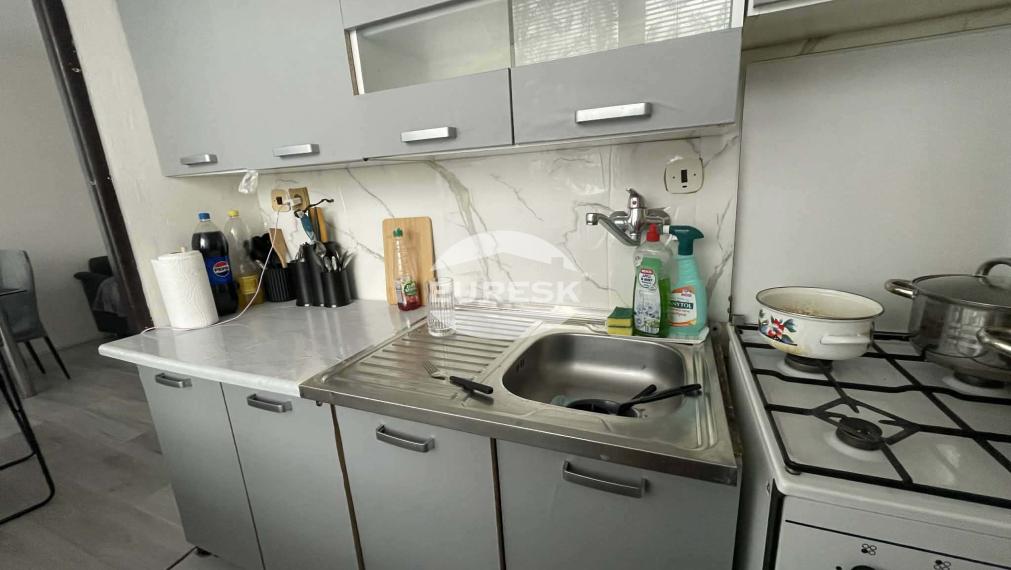 Na predaj 1-izbový byt v Humennom.