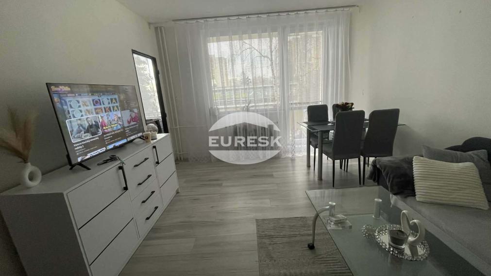 Na predaj 1-izbový byt v Humennom.