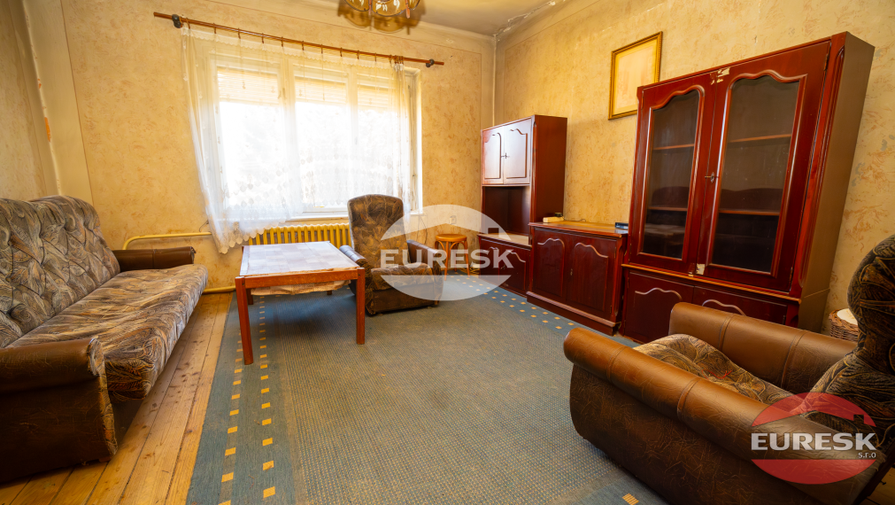 Na predaj rodinný dom v Košarovciach.