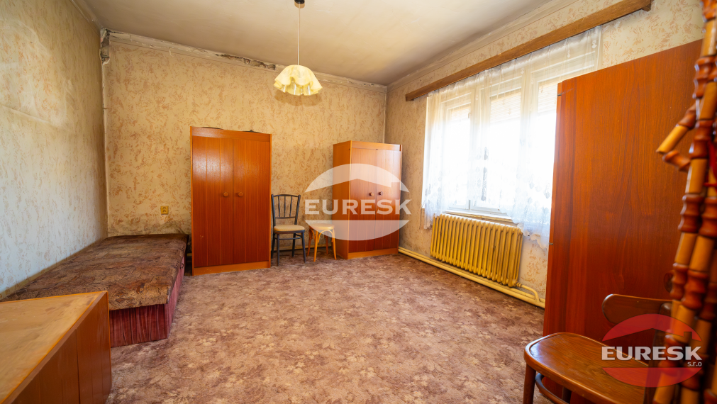 Na predaj rodinný dom v Košarovciach.