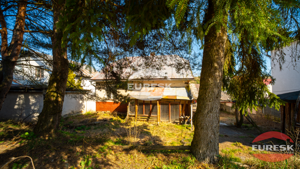 Na predaj rodinný dom v Košarovciach.