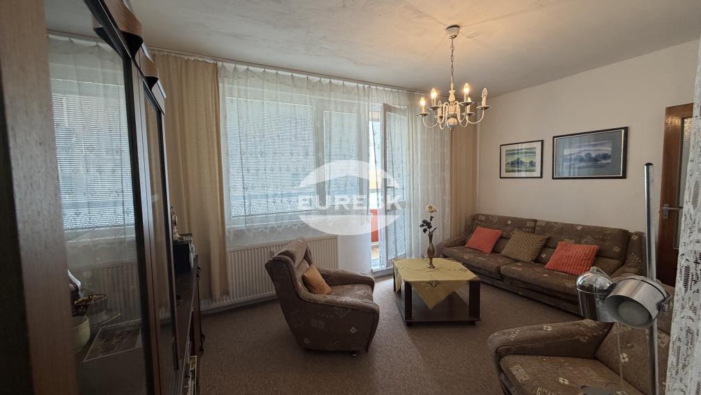 Na predaj 2-izbový byt v Humennom.