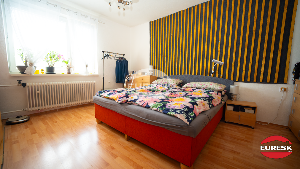 🏡✨ NOVŠÍ RODINNÝ DOM BEZ INVESTÍCIÍ – 1 170 m² POZEMOK, GARÁŽ, TERASA | DLHÉ NAD CIROCHOU ✨🏡