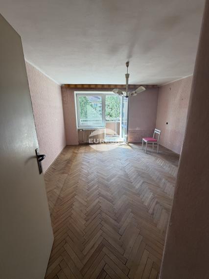 Na predaj 2-izbový  byt v Humennom.
