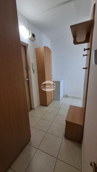 Na prenájom garsónka na sídlisku 3 v Humennom.