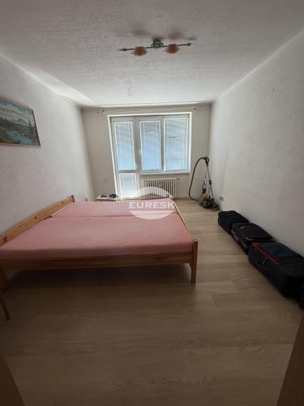Na prenájom 2-izbový byt v Humennom.