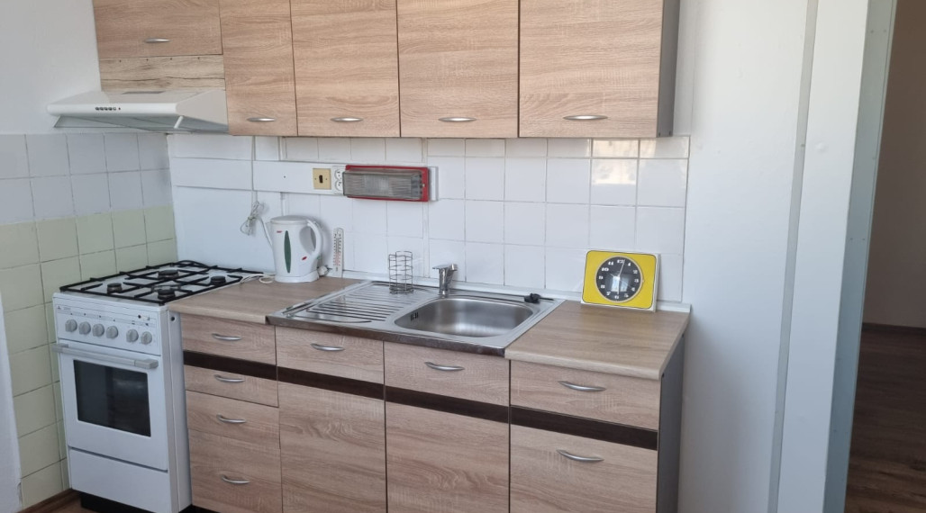 Na prenájom 3-izbový byt v Humennom.