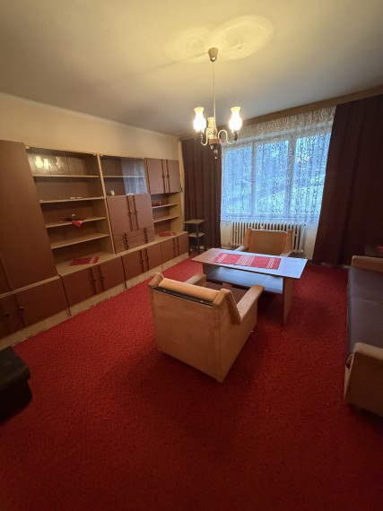 Na predaj 1-izbový byt v Snine.